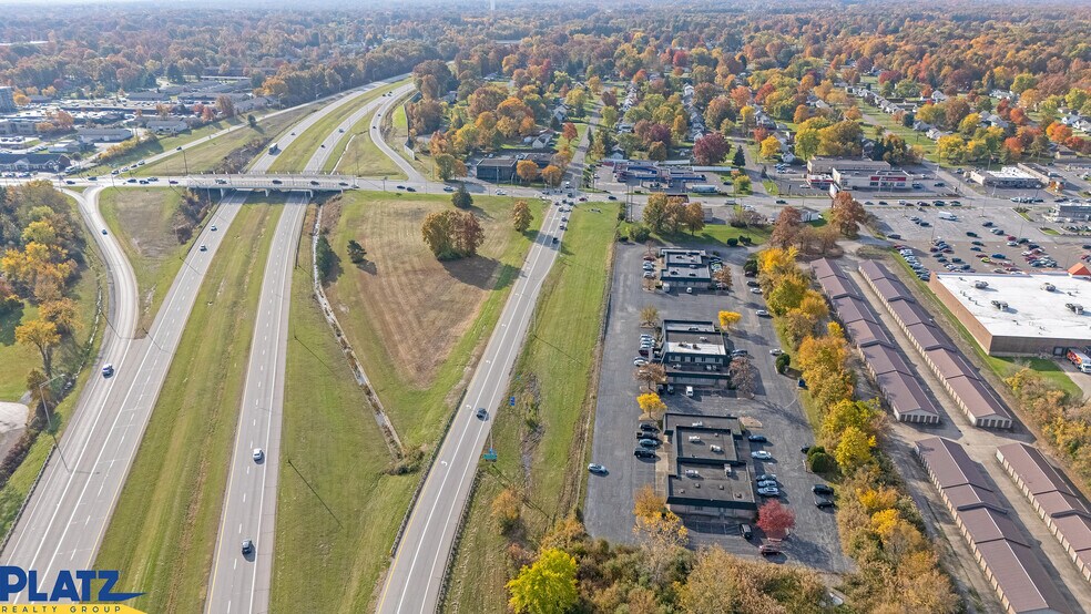 More Photos Of 5208 Mahoning Ave, Austintown Office For Lease