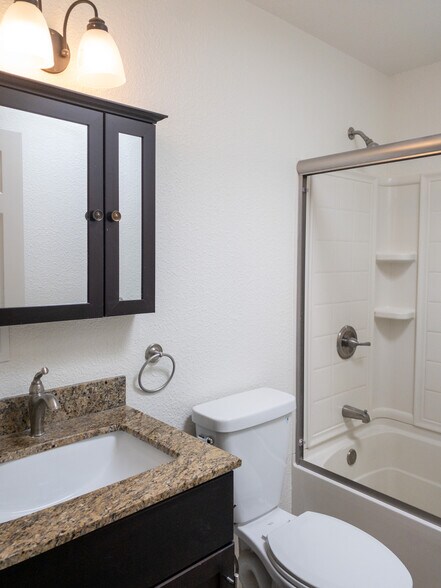 More Photos Of 801 Meadowsweet, Corte Madera Apartments For Sale