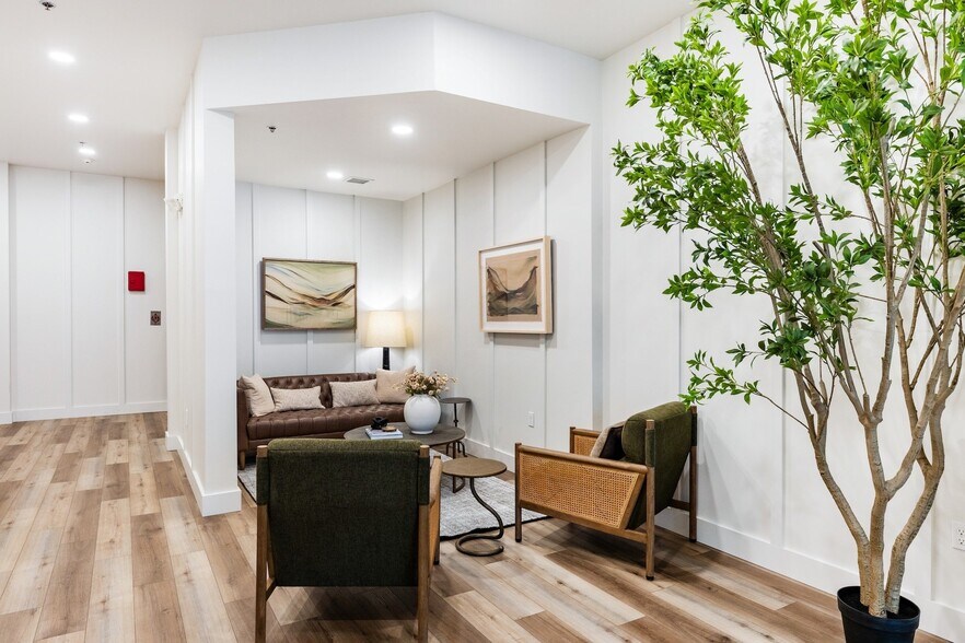 More Photos Of 1900 Queen Anne Ave N, Seattle Apartments For Lease