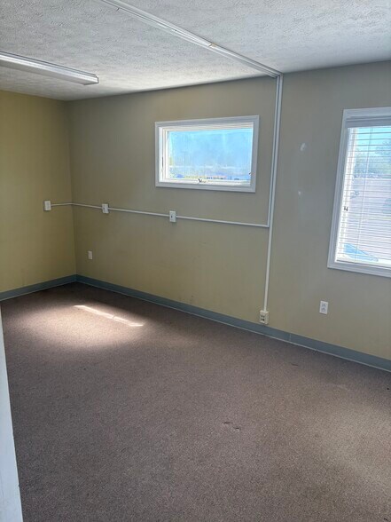 More Photos Of 790 Ridge Rd, Webster General Retail For Lease