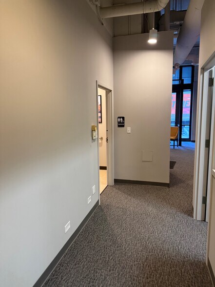 More Photos Of 401 E Ontario St, Chicago Apartments For Lease