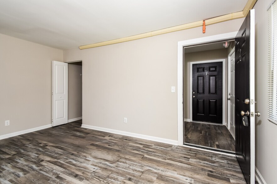 More Photos Of 3586 Jackson St, Atlanta Apartments For Sale