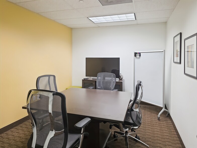 More Photos Of 601 Brickell Key Dr, Miami Coworking Space