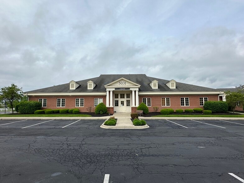 More Photos Of 5031 Forest Dr, New Albany Medical For Sale