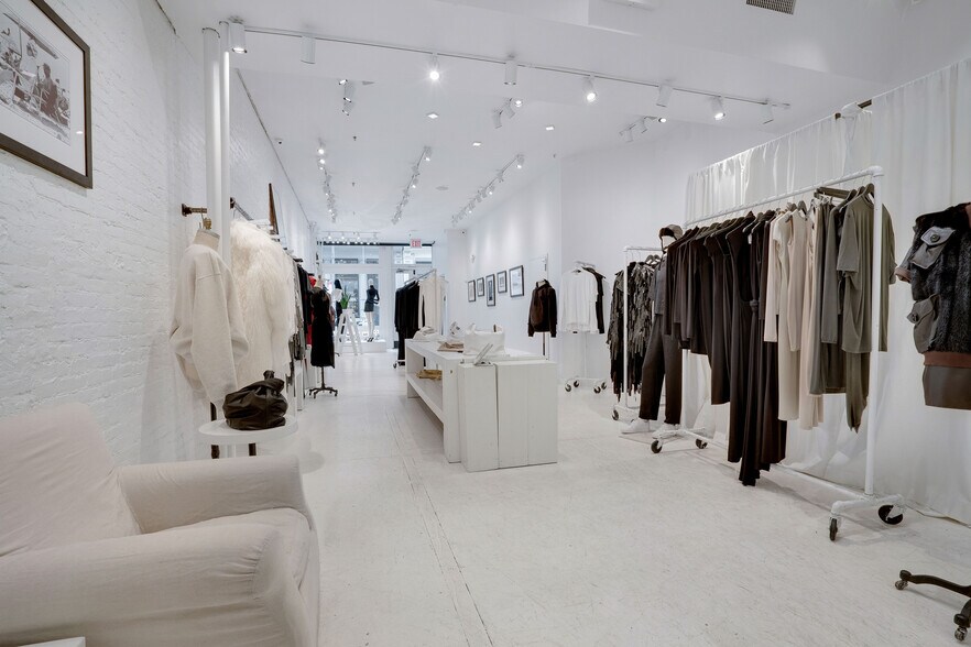 More Photos Of 79 Grand St, New York Apartments For Lease