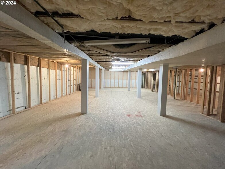 More Photos Of 1839 3rd St, Baker City Religious Facility For Sale