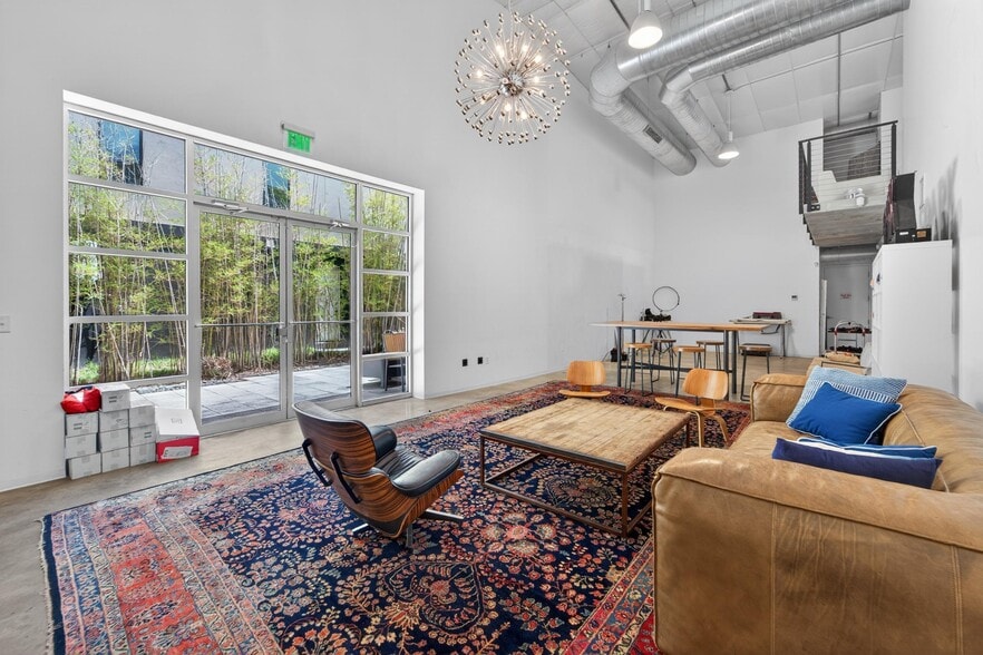More Photos Of 2309 W Platt St, Tampa Freestanding For Lease