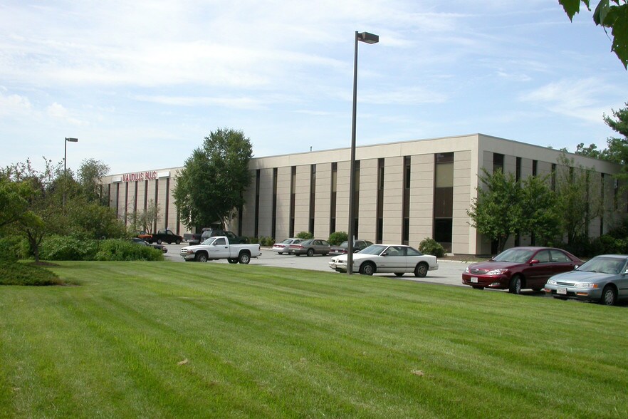 More Photos Of 900 Middlesex Tpke, Billerica Research And Development For Lease