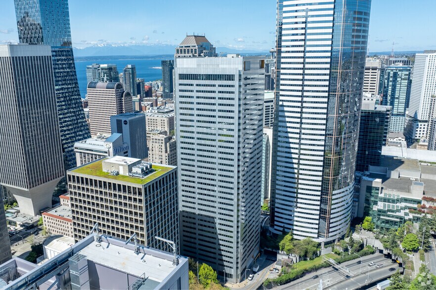 More Photos Of 600 University St, Seattle Office For Lease