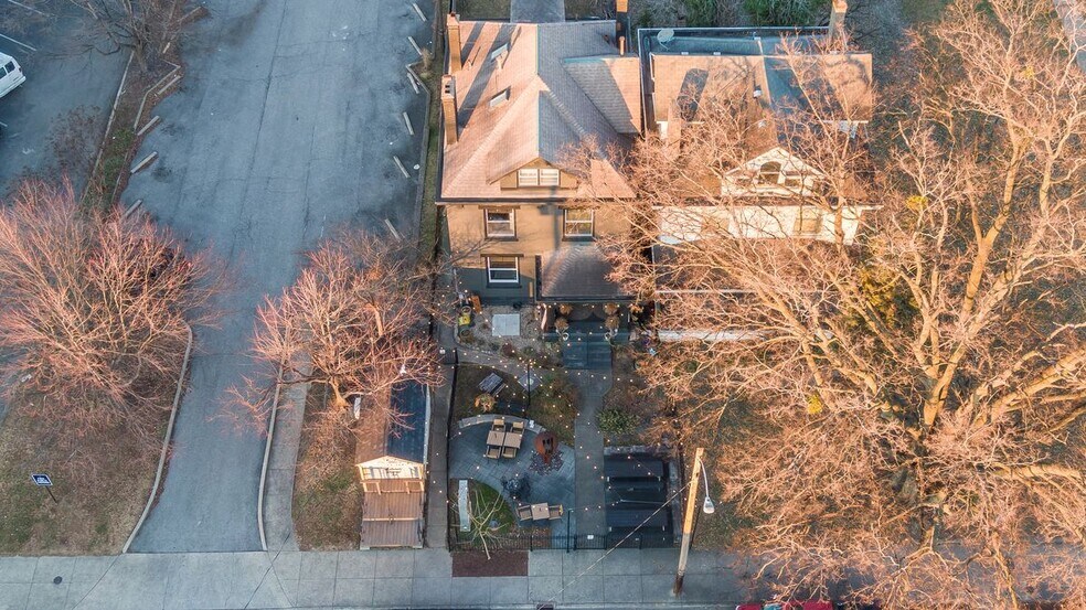 More Photos Of 1265 Bardstown Rd, Louisville General Retail For Sale