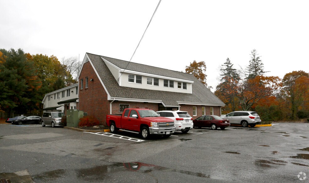 More Photos Of 16 Boston Post Rd, Wayland Office For Lease