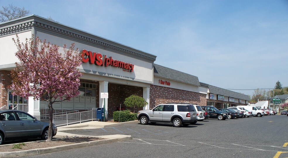 Primary Photo Of 485-493 Fairlawn Parkway, Saddle Brook Unknown For Lease