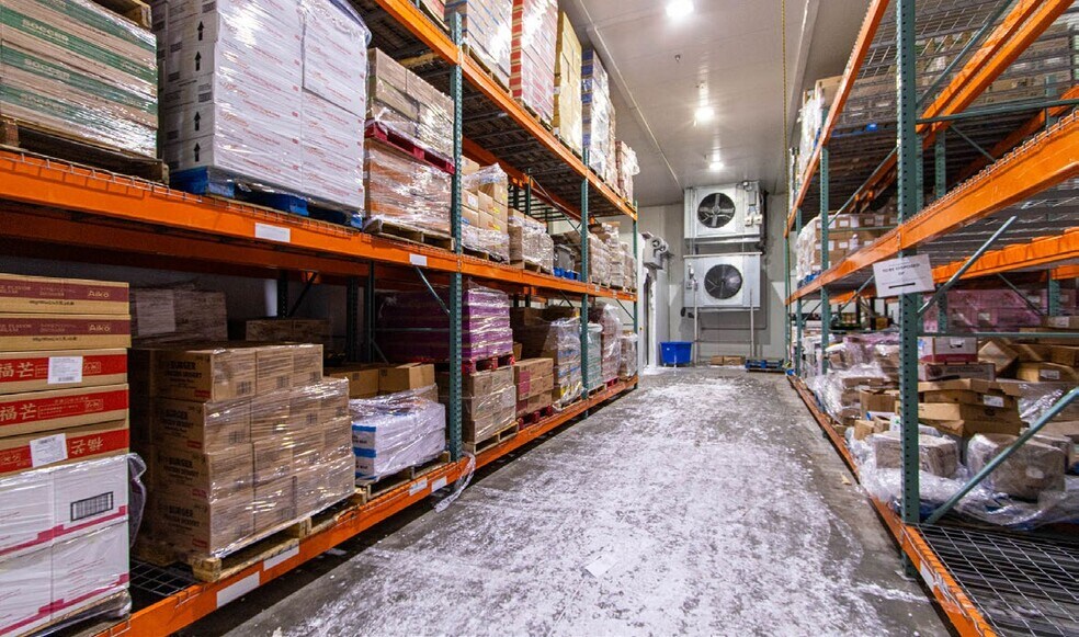 More Photos Of 1376 W Hubbard St, Chicago Food Processing For Lease