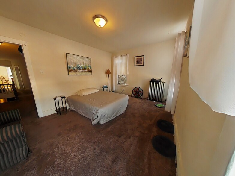 More Photos Of 202 Macdade Blvd, Collingdale Apartments For Sale