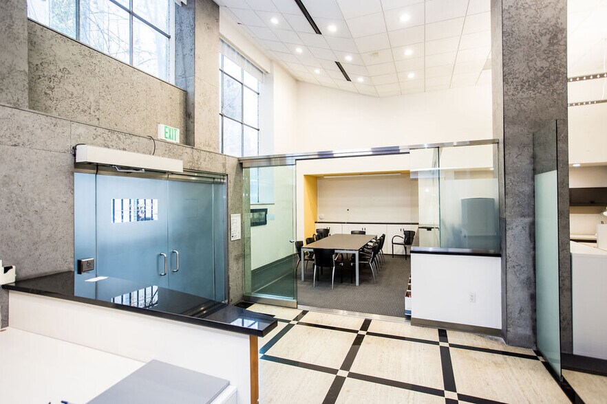 More Photos Of 444 17th St, Oakland Office For Sale