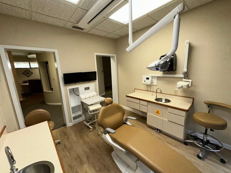 More Photos Of 3875 S Florida Ave, Lakeland Medical For Sale