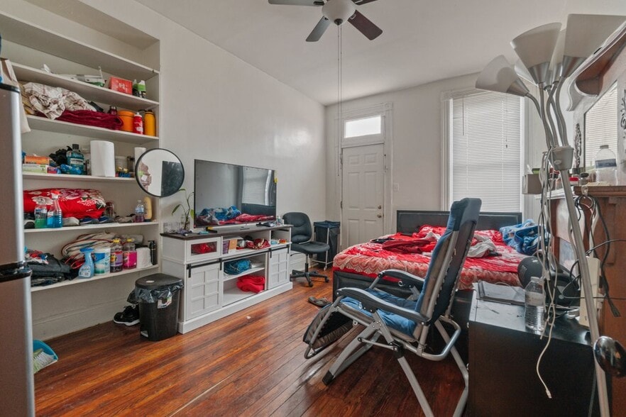 More Photos Of 217 E Preston St, Baltimore Apartments For Sale