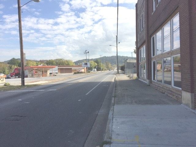 More Photos Of 2200 Glass St, Chattanooga Storefront Retail Residential For Sale