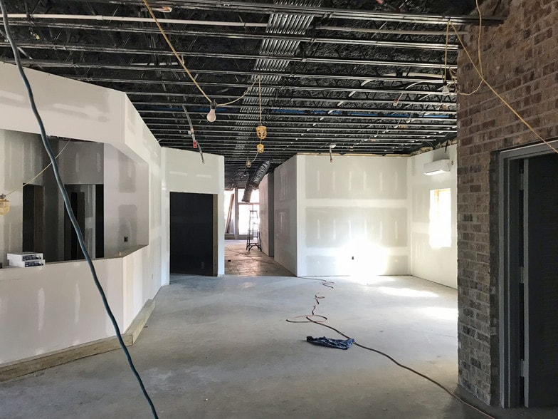 More Photos Of 111 W Main St, Jonesborough Restaurant For Lease