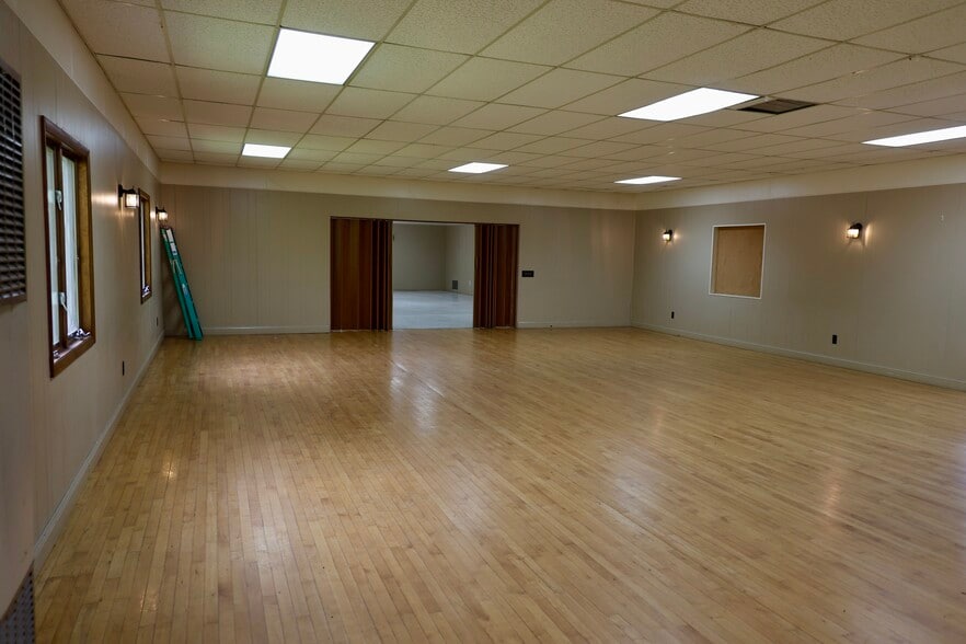More Photos Of 145 Wedge Rd, Sandusky Specialty For Sale