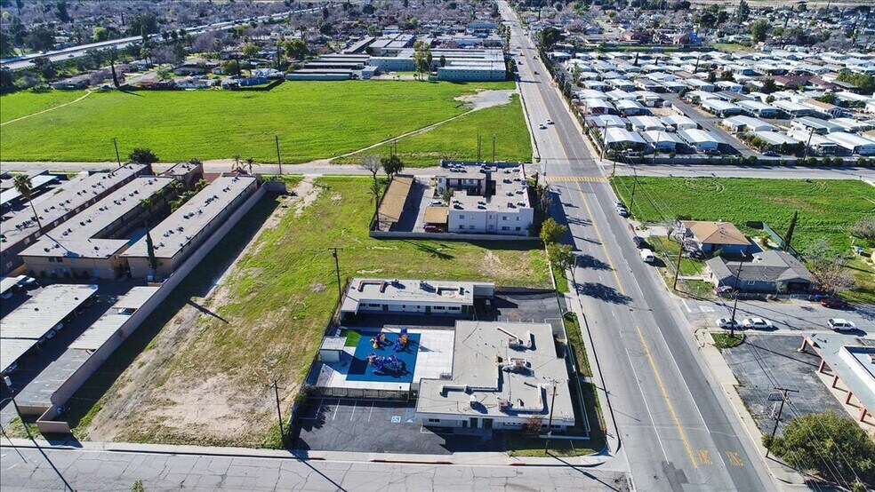 More Photos Of 1455 E Lynwood Dr, San Bernardino Schools For Sale