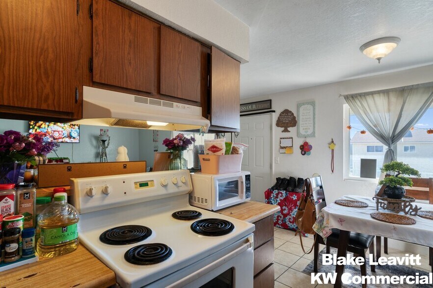 More Photos Of 4740 Corsaire Ave, Las Vegas Apartments For Sale