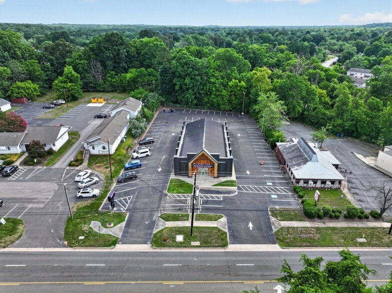 More Photos Of 5234 N Roxboro Rd, Durham Freestanding For Lease