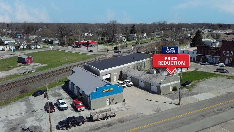 Primary Photo Of 19 N Main St, New London General Retail For Sale