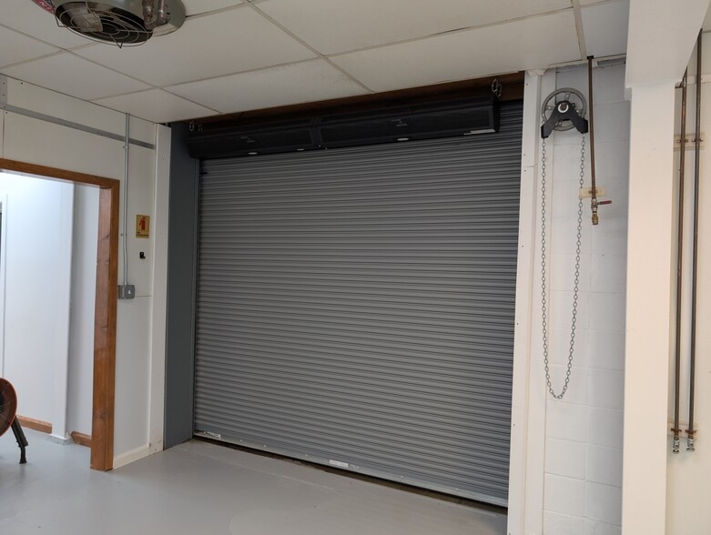 More Photos Of 306 Nordic dr, Petersburg Freestanding For Sale