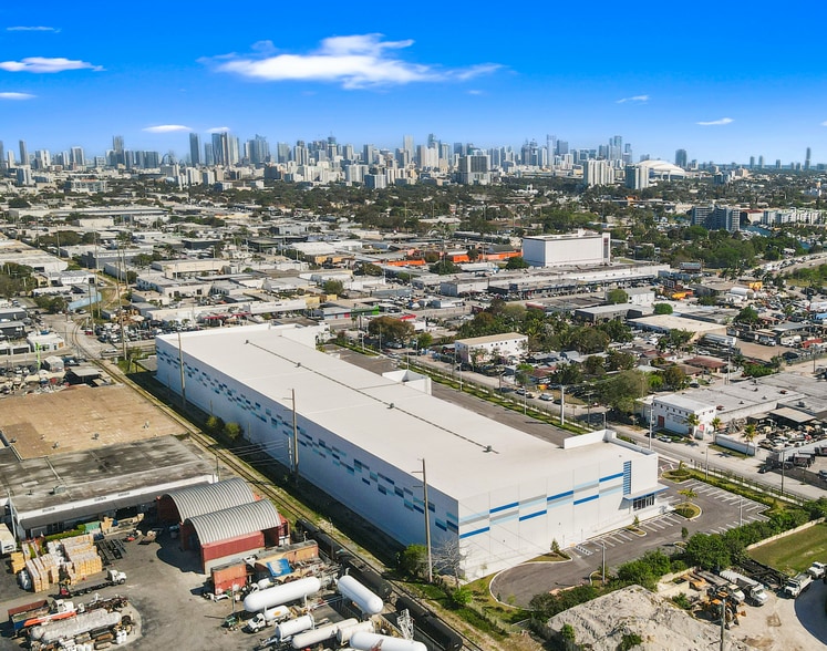 More Photos Of 2260 NW 27th Ave, Miami Refrigeration Cold Storage For Lease