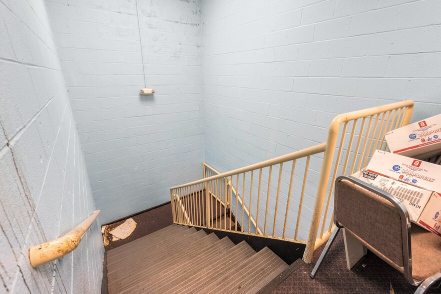 More Photos Of 11011 Game Preserve Rd, Gaithersburg Sorority Fraternity House For Sale