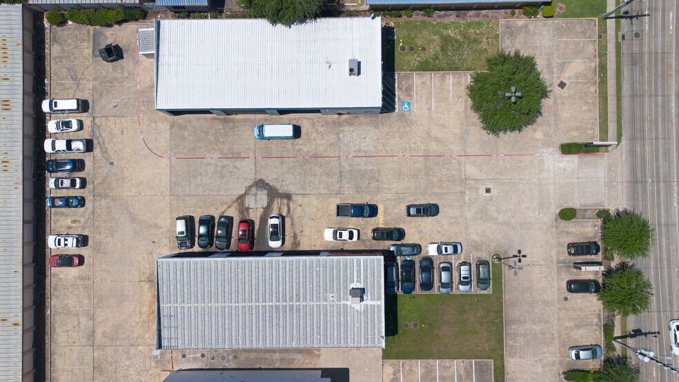 More Photos Of 12641 Westheimer Rd, Houston Auto Repair For Sale