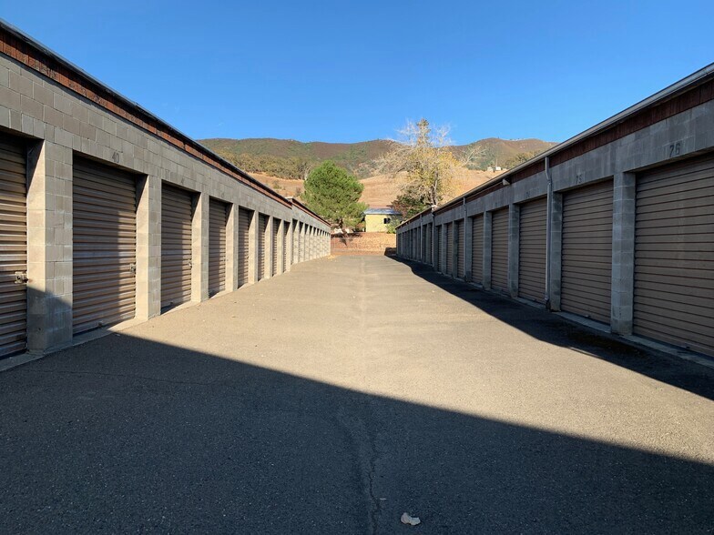 More Photos Of 2544 E State Hwy 20, Nice Self Storage For Sale