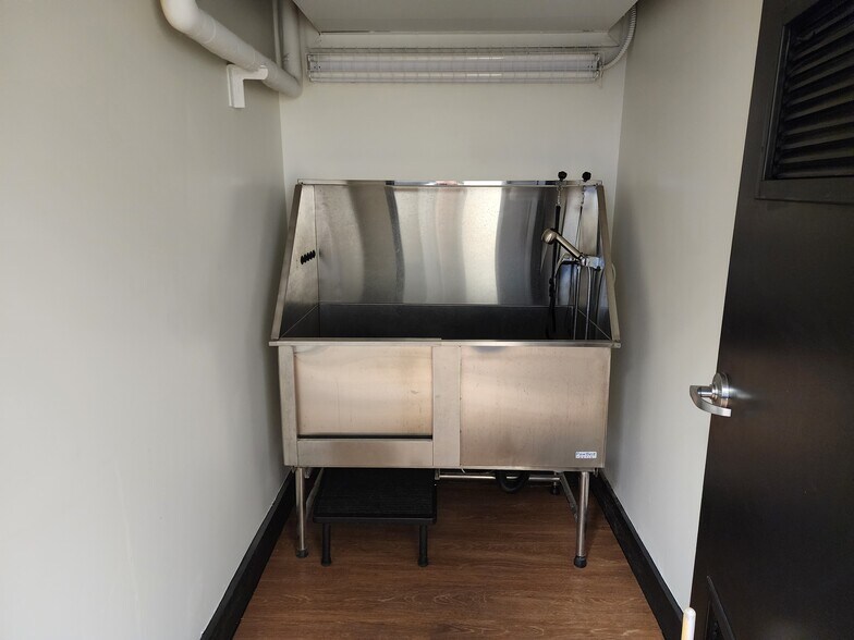 More Photos Of 2 Fisher Rd, Greenville Schools For Sale