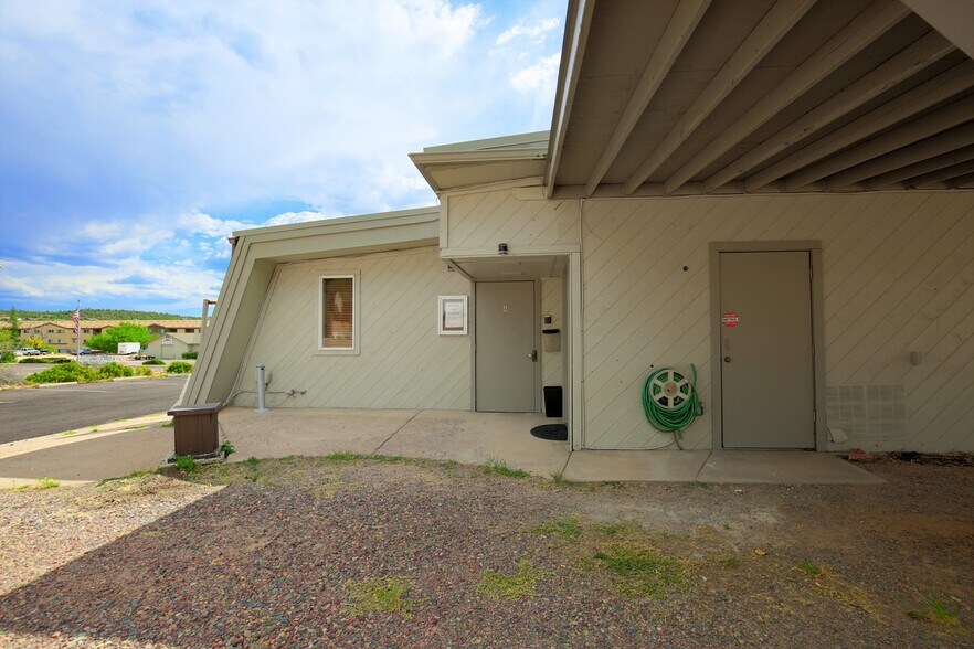 More Photos Of 404 W Main St, Payson Rehabilitation Center For Lease