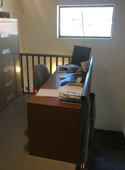 More Photos Of 1822 Skyway Dr, Longmont Light Manufacturing For Lease