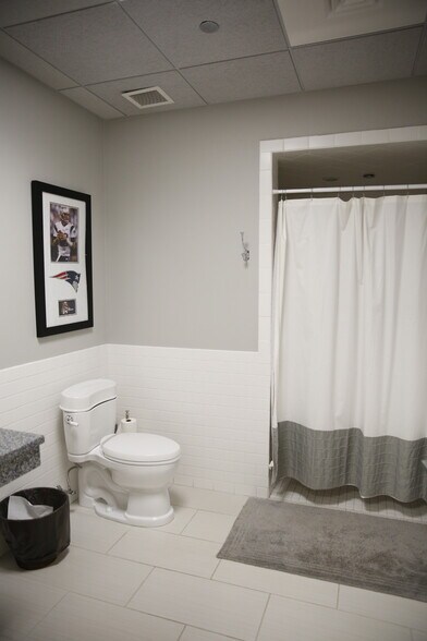 More Photos Of 940 Route 28, Harwich Office Residential For Lease