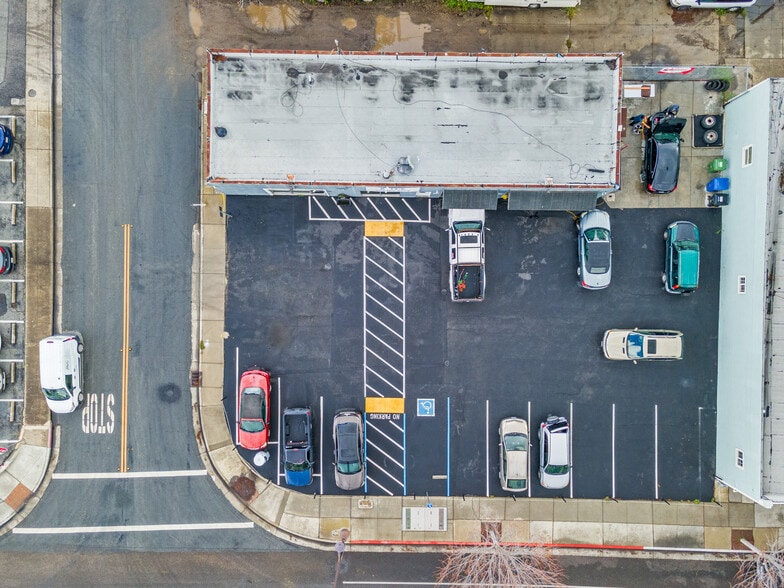 Primary Photo Of 2068 Winchester Blvd, Campbell Auto Repair For Sale