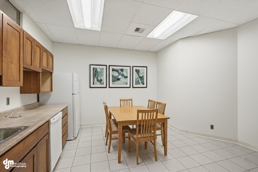 More Photos Of 840 K St, Anchorage Office For Lease