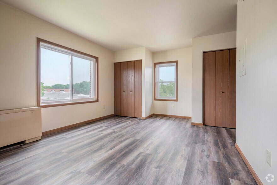 More Photos Of 605 Chase Blvd, Sun Prairie Apartments For Lease