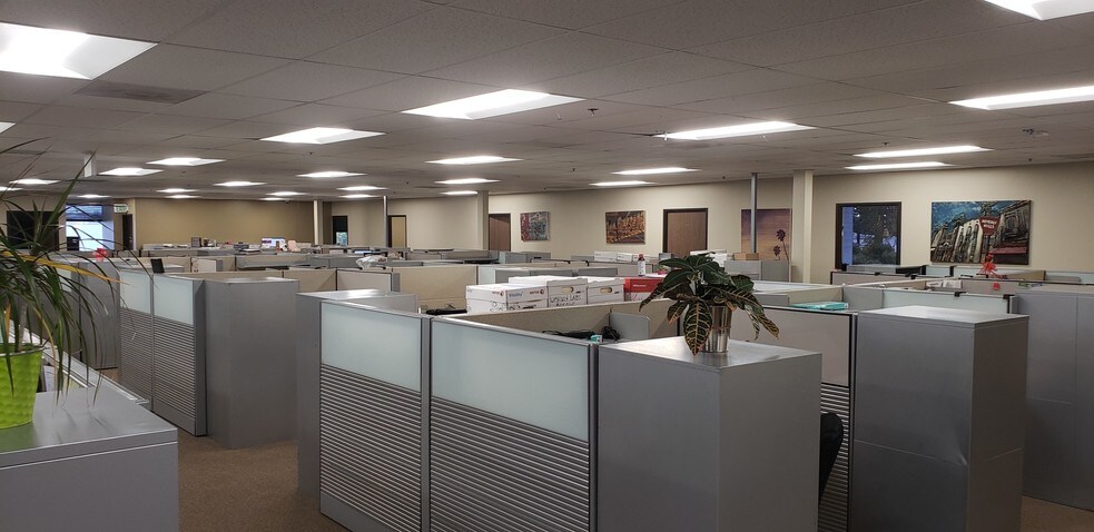 More Photos Of 2601 Saturn St, Brea Office For Lease