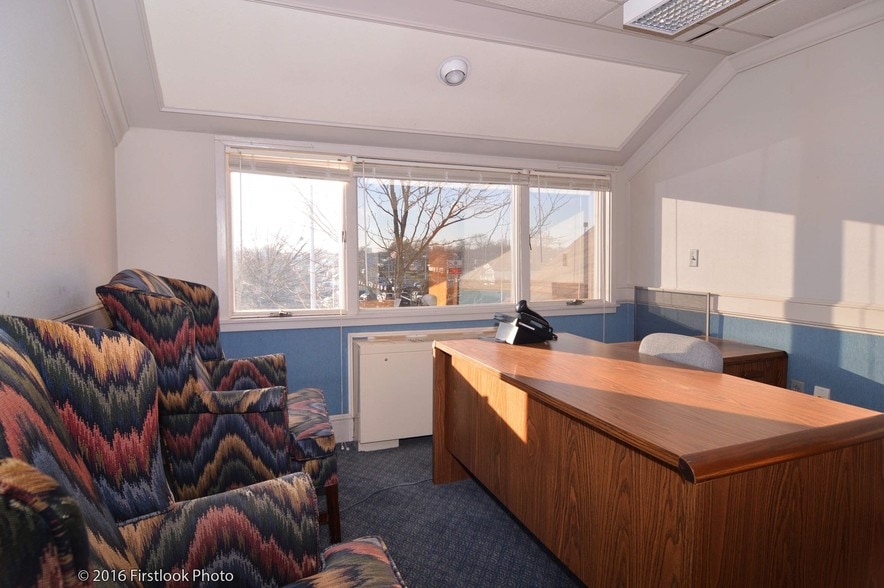 More Photos Of 213 Taunton Ave, Seekonk Hospitality For Sale