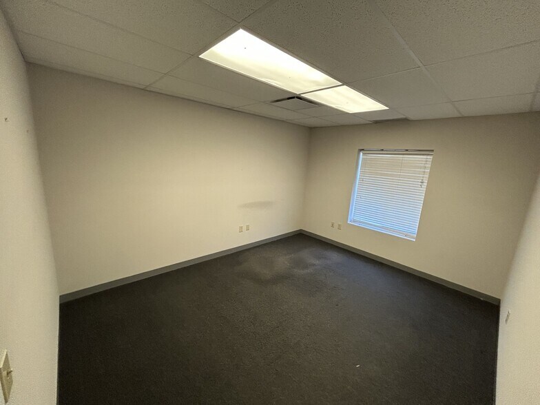 More Photos Of 10155 Gottschalk Pky, Auburn Twp Light Manufacturing For Lease