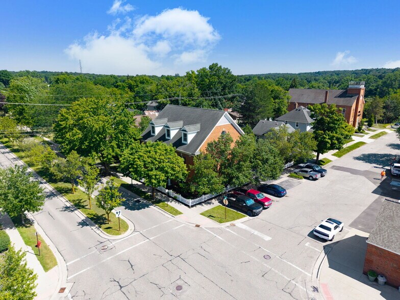 More Photos Of 206 E Liberty St, Milford Office For Sale