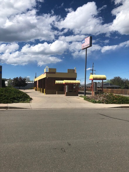 More Photos Of 12299 W Center Ave, Lakewood Carwash For Sale