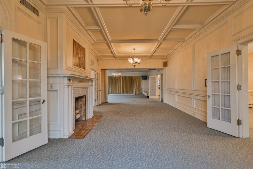 More Photos Of 1619 W Hamilton St, Allentown Funeral Home For Sale