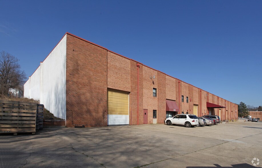 More Photos Of 5700-5712 Lafayette Pl, Hyattsville Warehouse For Lease