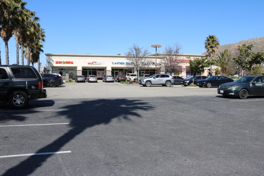More Photos Of 2712 Canyon Springs Pky, Riverside Storefront Retail Office For Lease