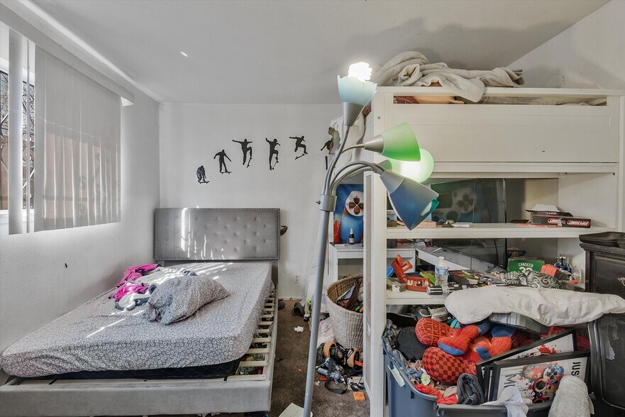 More Photos Of 1927 82nd Ave, Oakland Apartments For Sale