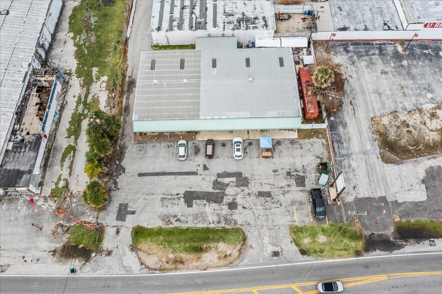 More Photos Of 95-99 S Plumosa St, Merritt Island General Retail For Sale